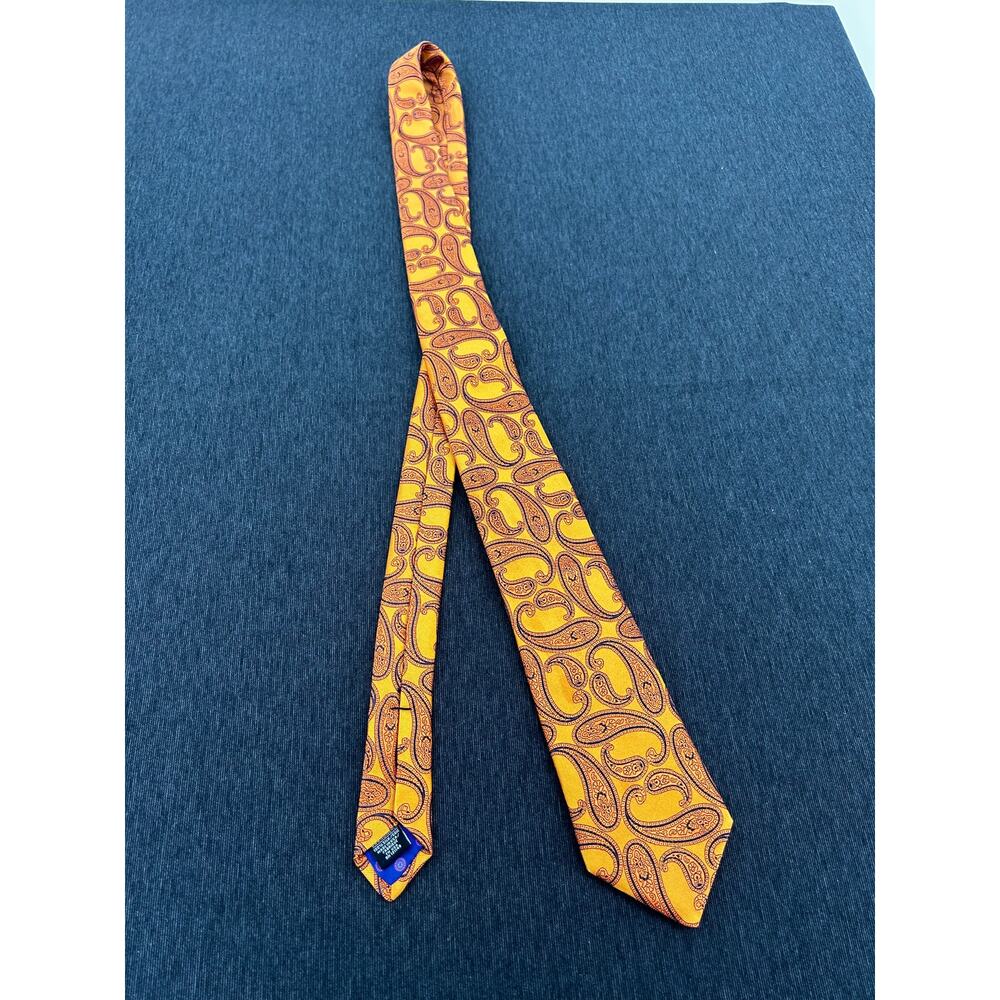 Ted Baker London Silk Tie Gold Marigold Paisley Print Made in USA Blue Tipping